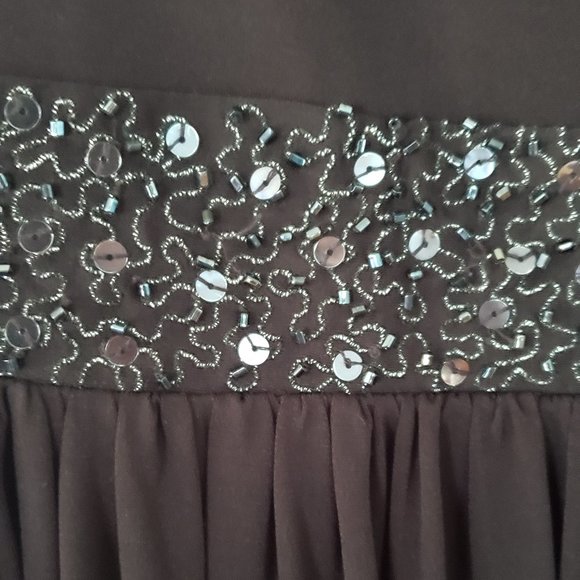 Little Black Dress, one shoulder, elegant beadwork - Picture 3 of 4